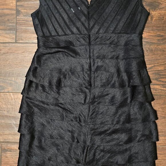 Adrianna Papell Black Tiered Formal Dress SZ 12 - Picture 4 of 7